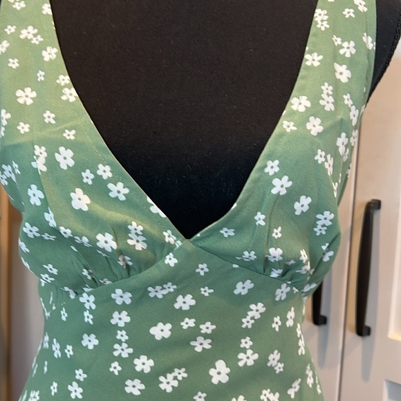 Princess Polly Sage Floral Mini Dress - Picture 5 of 6